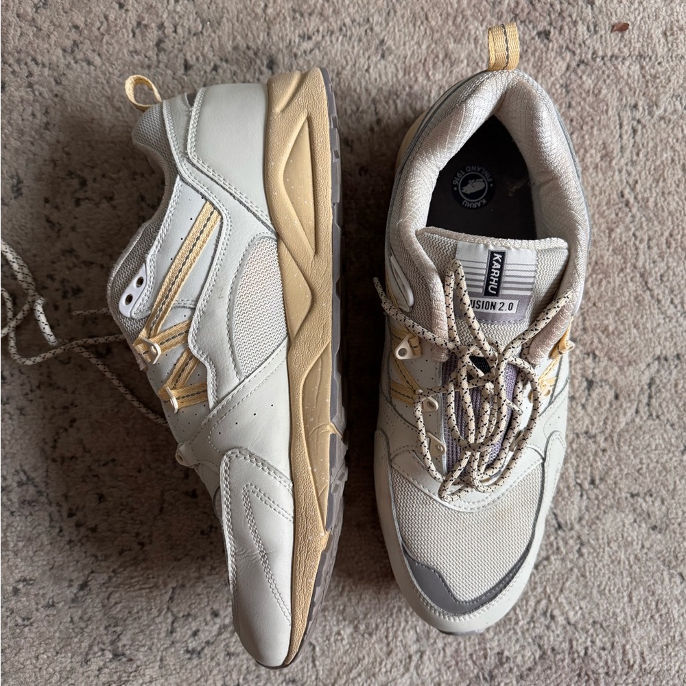 Karhu Fusion 2.0 Men's Sneakers - Cream and Tan